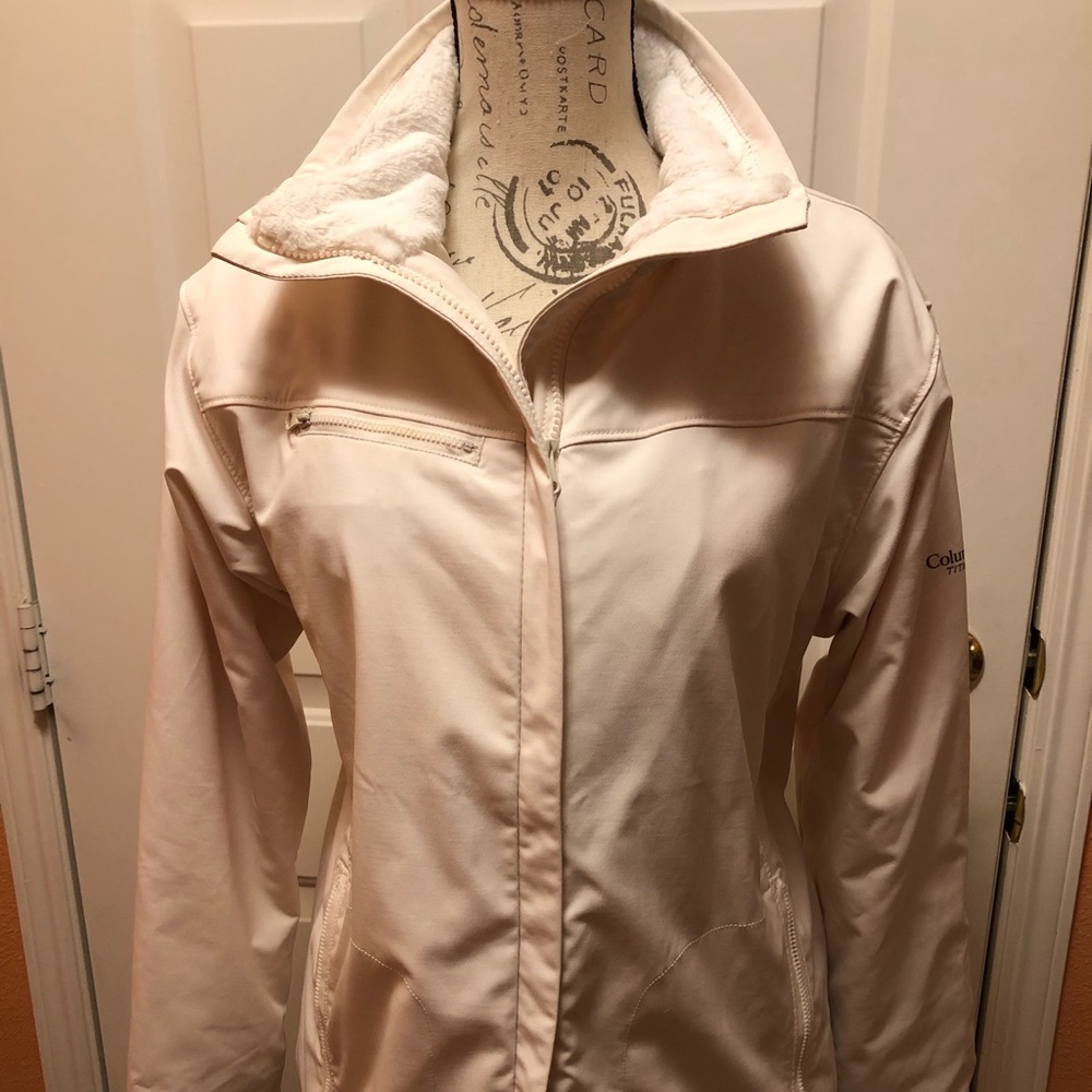 Gorgeous Columbia Titanium  Coat
